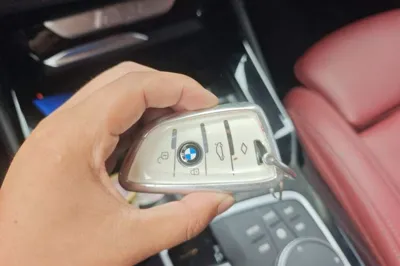 BMW iX3 2023, 56800 км, за 28733 USD - фото 17
