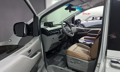 Hyundai Staria 2023, 100644 км, за 18169.8 USD - фото 11