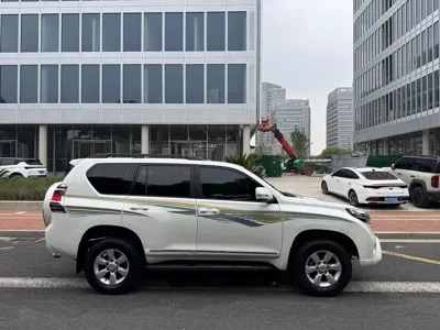 Toyota Prado (Import) 2014, 196000 км, за 20512.37 USD
