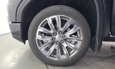 GMC Sierra 2023, 23911 км, за 44849.68 USD