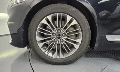 Kia K9
