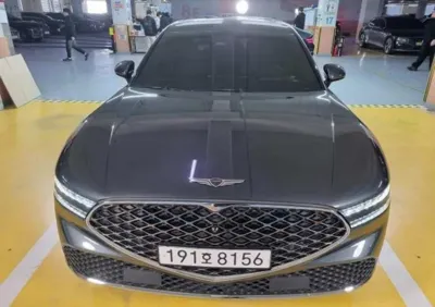 Genesis G90 · 2023 год