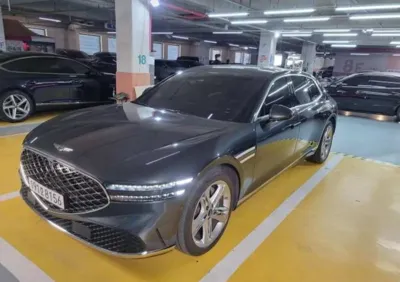 Genesis G90 2023, 83929 км, за 8521.18 USD