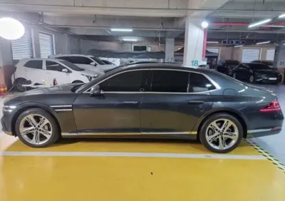 Genesis G90 2023, 83929 км, за 8521.18 USD