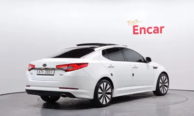 Kia K5 2013, 165451 км, за 3303.6 USD