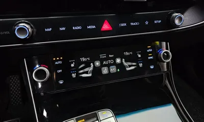 Genesis GV70 2025, 28038 км, за 32755.68 USD - фото 31