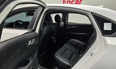 Kia K3 2020, 90665 км, за 8395.69 USD - фото 11