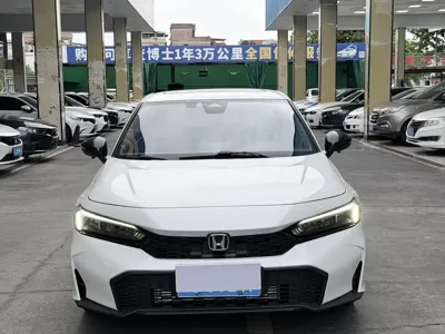 Honda Civic 2025, 8000 км, за 11757.93 USD