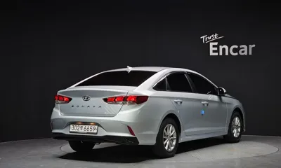 Hyundai Sonata 2018, 112992 км, за 5785.02 USD