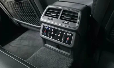 Audi A6 2021, 28184 км, за 22847.66 USD - фото 17