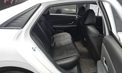 Hyundai Avante 2021, 18359 км, за 13456.74 USD - фото 26