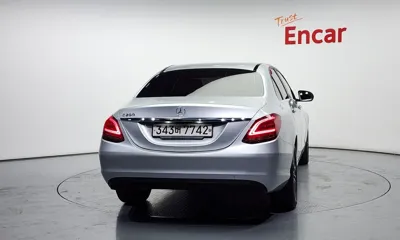 Mercedes-Benz C-Class 2019, 43597 км, за 14007.27 USD