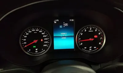 Mercedes-Benz C-Class 2019, 43597 км, за 13916.24 USD - фото 8