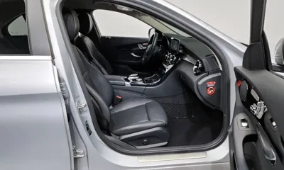 Mercedes-Benz C-Class 2019, 43597 км, за 13916.24 USD - фото 11