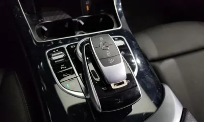 Mercedes-Benz C-Class 2019, 43597 км, за 13916.24 USD - фото 18