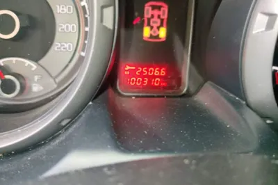 Mitsubishi Pajero 2019, 100300 км, за 16688 USD - фото 12
