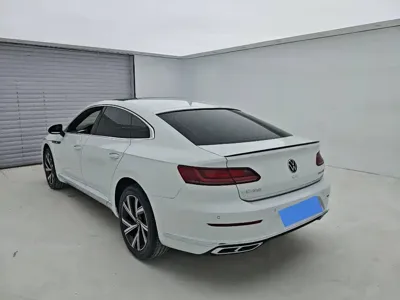 Volkswagen CC 2022, 63000 км, за 16627.11 USD