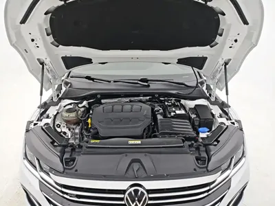 Volkswagen CC 2022, 63000 км, за 16627.11 USD - фото 8