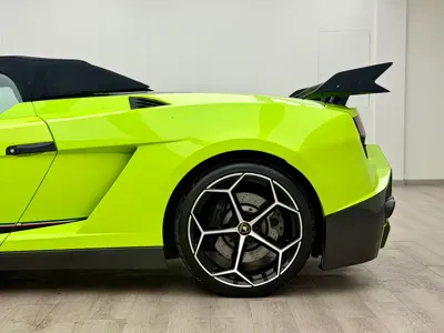 Lamborghini Gallardo 2009, 80000 км, за 43642.47 USD - фото 9