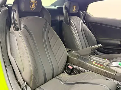 Lamborghini Gallardo 2009, 80000 км, за 43642.47 USD - фото 12