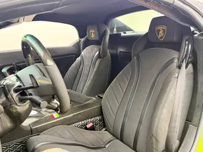 Lamborghini Gallardo 2009, 80000 км, за 43642.47 USD - фото 13