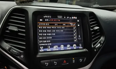 Jeep Cherokee 2015, 200081 км, за 4089.86 USD - фото 16