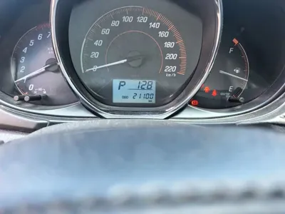 Toyota Yaris L 2021, 21100 км, за 6713.94 USD - фото 9