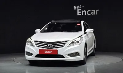Hyundai Grandeur 2014, 218139 км, за 2520.02 USD