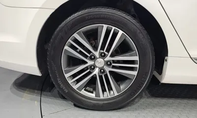 Hyundai Grandeur 2014, 218139 км, за 2520.02 USD