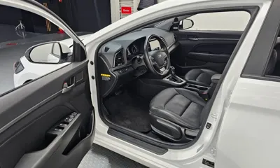 Hyundai Avante 2018, 131524 км, за 5798.05 USD - фото 10