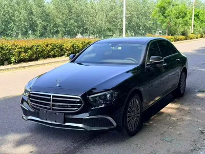 Mercedes-Benz E-Class 2018, 140000 км, за 22041.95 USD
