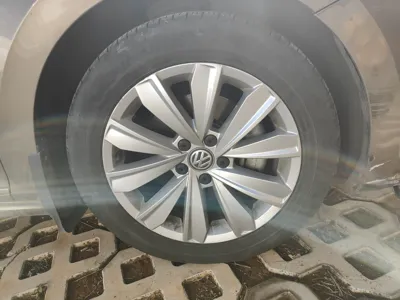 Volkswagen Passat 2019, 98500 км, за 13488 USD - фото 8