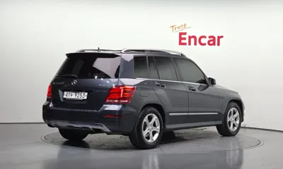 Mercedes-Benz GLK-Class 2015, 95087 км, за 7618.67 USD