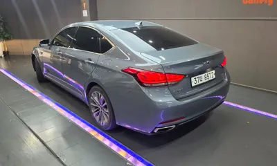 Hyundai Genesis