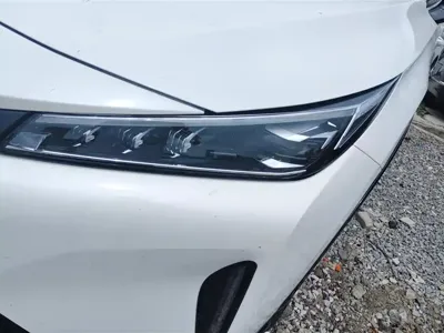Roewe D5X DMH 2024, 16400 км, за 11657.17 USD