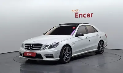 Mercedes-Benz E-Class · 2011 год