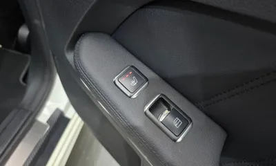 Mercedes-Benz E-Class 2011, 130999 км, за 13128.53 USD - фото 16