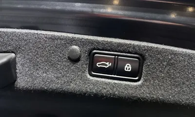 Hyundai Grandeur 2020, 45943 км, за 15926.67 USD - фото 20