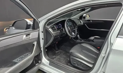 Hyundai Sonata 2018, 112992 км, за 5785.02 USD - фото 10