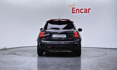 MINI Cooper 2021, 15686 км, за 18248.65 USD