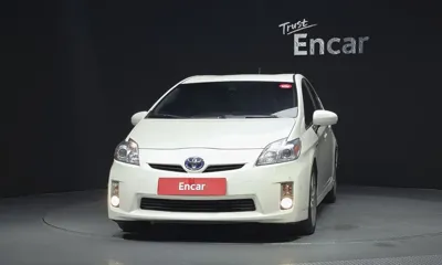 Toyota Prius 2011, 172216 км, за 3610.35 USD