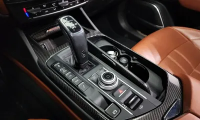 Maserati Levante 2019, 133268 км, за 18427.48 USD - фото 9