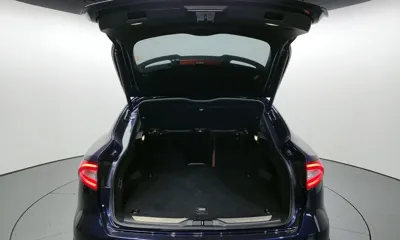 Maserati Levante 2019, 133268 км, за 18427.48 USD - фото 20