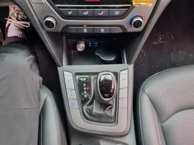 Hyundai Avante 2018, 216916 км, за 2745.25 USD - фото 9