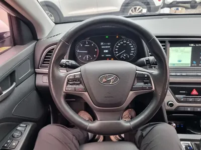 Hyundai Avante 2018, 216916 км, за 2745.25 USD - фото 10
