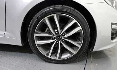 Kia K5 2014, 125106 км, за 4294.68 USD