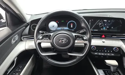 Hyundai Avante 2023, 21469 км, за 11323.82 USD - фото 13