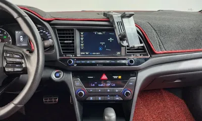 Hyundai Avante 2017, 144809 км, за 6440.29 USD - фото 12