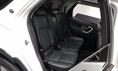 Land Rover Discovery Sport 2016, 80478 км, за 9051.24 USD - фото 12