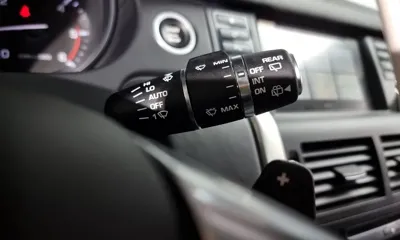 Land Rover Discovery Sport 2016, 80478 км, за 9051.24 USD - фото 16